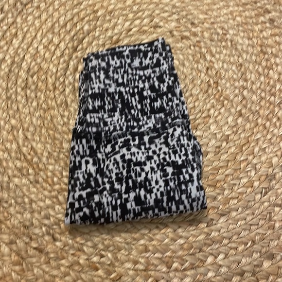 Lululemon Align Leggings - Picture 3 of 3